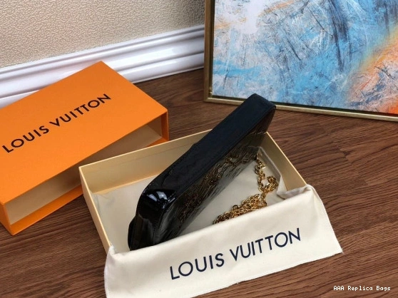 Aaa replica ru VUITTON POCHETTE FÉLICIE LOUIS 0728